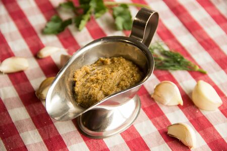 Горчица сладкая