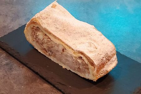 Штрудель яблочный