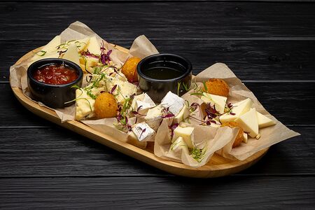 Сырная тарелка