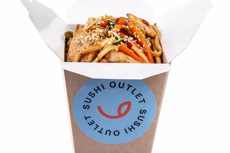 Вок с курицей в соусе Терияки с пшеничной лапшой