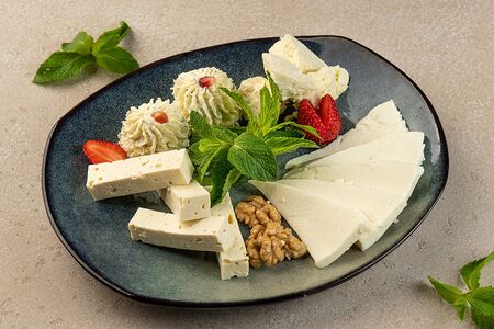 Кавказское ассорти сыров