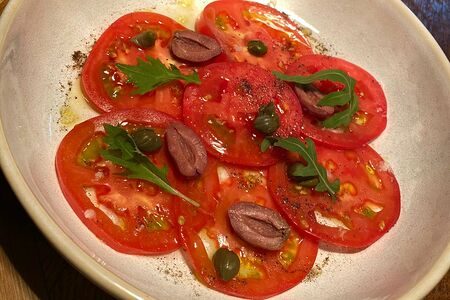 Карпаччо из фермерских помидоров