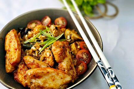 Рис Том ям с курицей