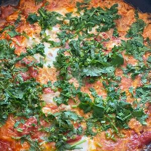 Яичница с помидорами по армянски