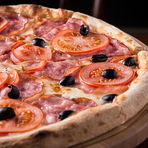 Пицца Ветчина с Томатами