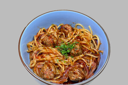 Паста с растительными тефтелями (веган)