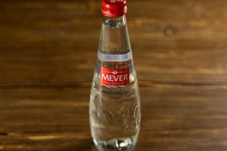 Минеральная вода Мевер