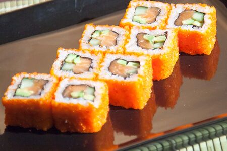 Roll Калифорния лосось