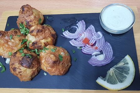 Чикен тандури момос