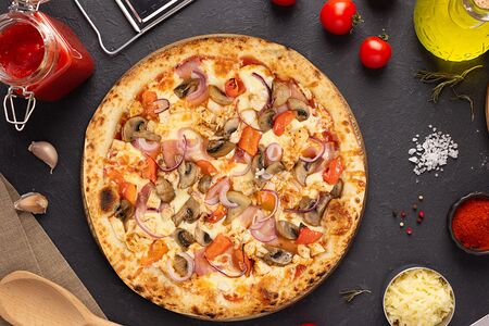 Пицца Салями