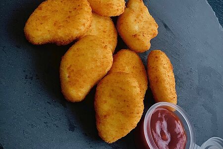 Наггетсы с соусом 