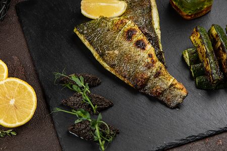 Сибас с цукини