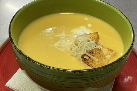 Тыквенный суп-пюре с гренками