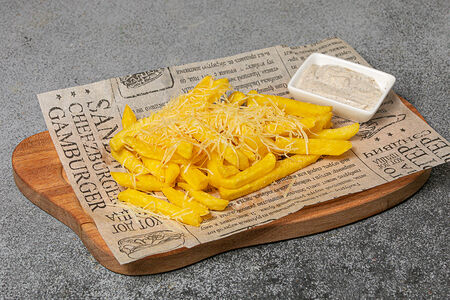 Картофель фри с пармезаном и трюфельным соусом