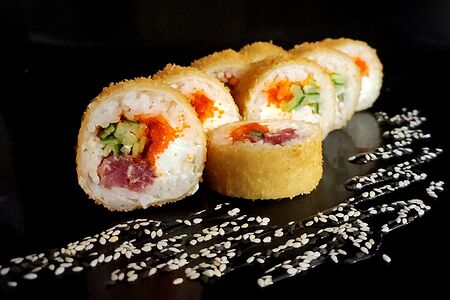 Ролл тунец темпура