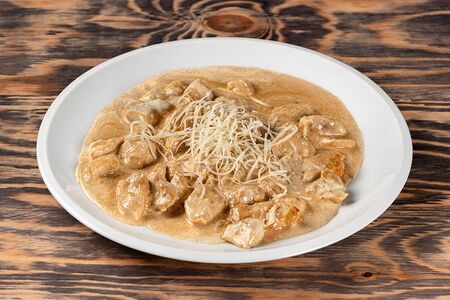 Куриная грудка в сливочном соусе