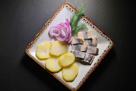 Сельдь с картофелем