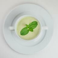 Суп-пюре из брокколи с мятой