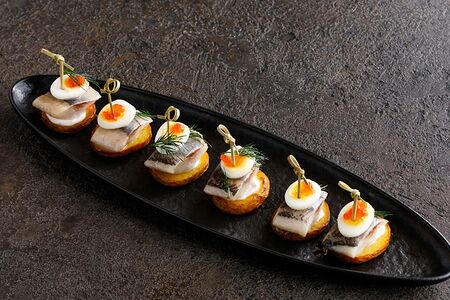 Олюторская сельдь на картофеле