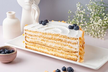 Молочная девочка