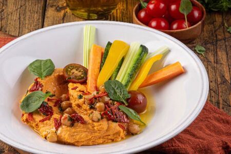 Хумус из печеного перца