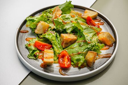 Салат с баклажаном