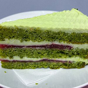 Фисташковый бисквит