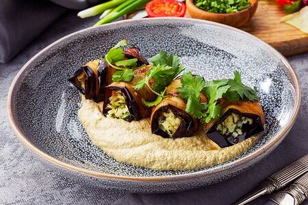 Рулетики из баклажан с сыром