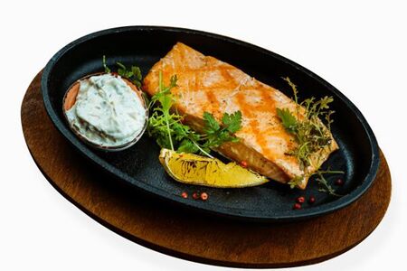 Стейк из лосося