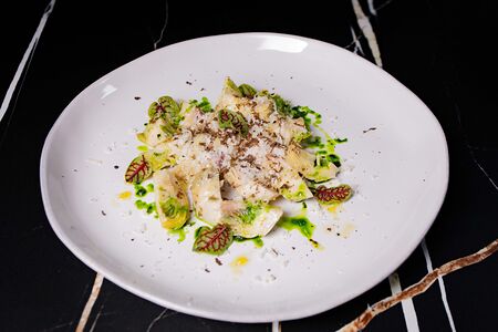 Артишоки, грана падано и трюфель