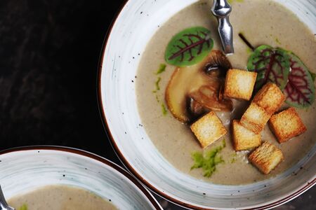 Крем-суп грибной