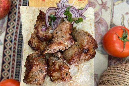 Шашлык из cвинoй шеи