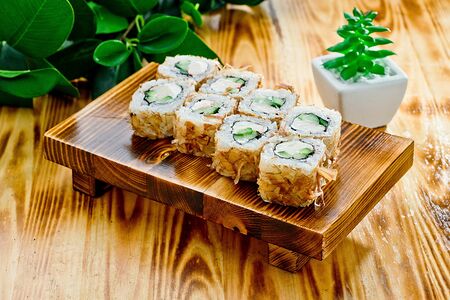 Бонито с крабом