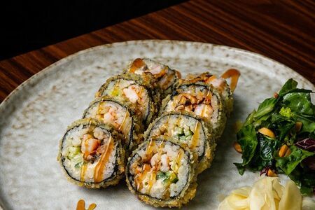 Кранч ролл с креветкой и грибами шиитаке