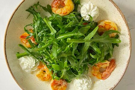 Руккола с креветками
