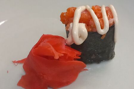 Гункан ласось острый