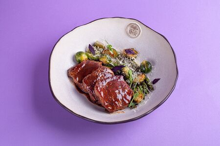 Медальоны из телятины