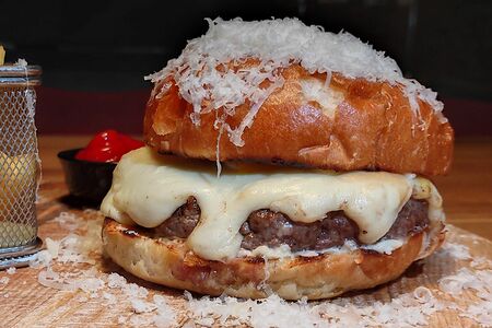 Бургер Четыре сыра