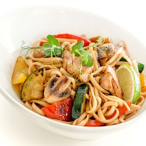 Wok с курицей