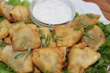 Мини-чебуреки с брынзой и зеленью