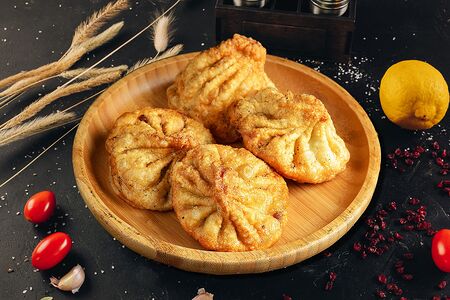 Хинкали обжаренные с креветками