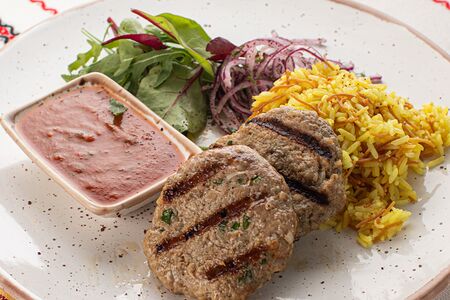 Кюфтета с пилаф