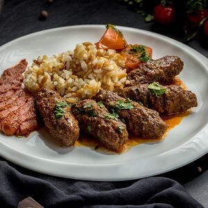 Турецкие тефтели с гарниром