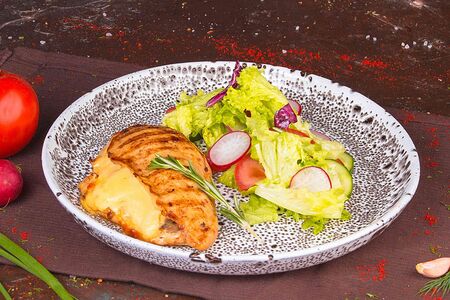 Фаршированная куриная грудка