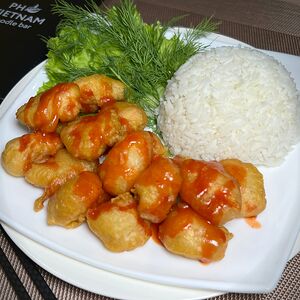 Рис с кисло-сладкой курицей