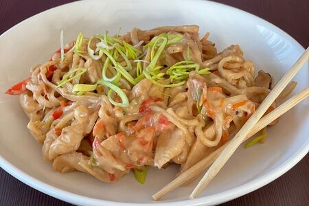 Удон с курицей