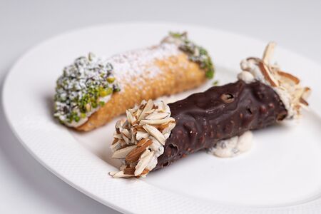 Сицилийские канноли