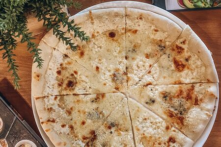 Пицца Четыре сыра Классика