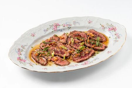 Татаки из нежной телятины