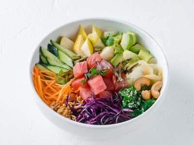 Поке боул с тунцом